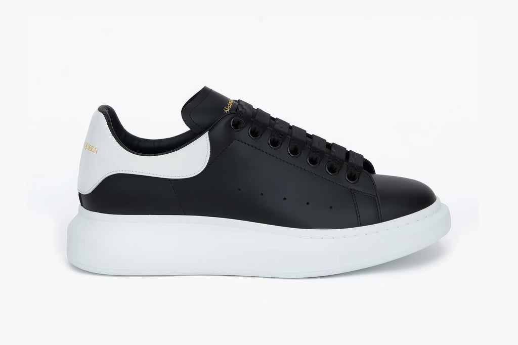 Alexander McQueen - Men's Oversized Sneaker in Black/White