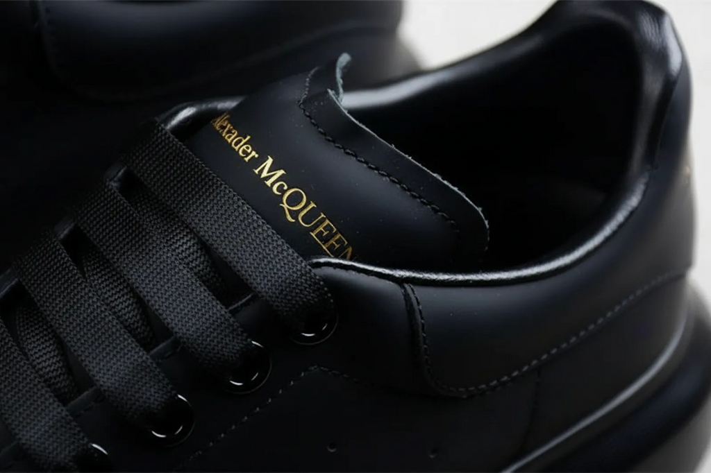 Alexander McQueen Oversized Sneaker - Triple Black