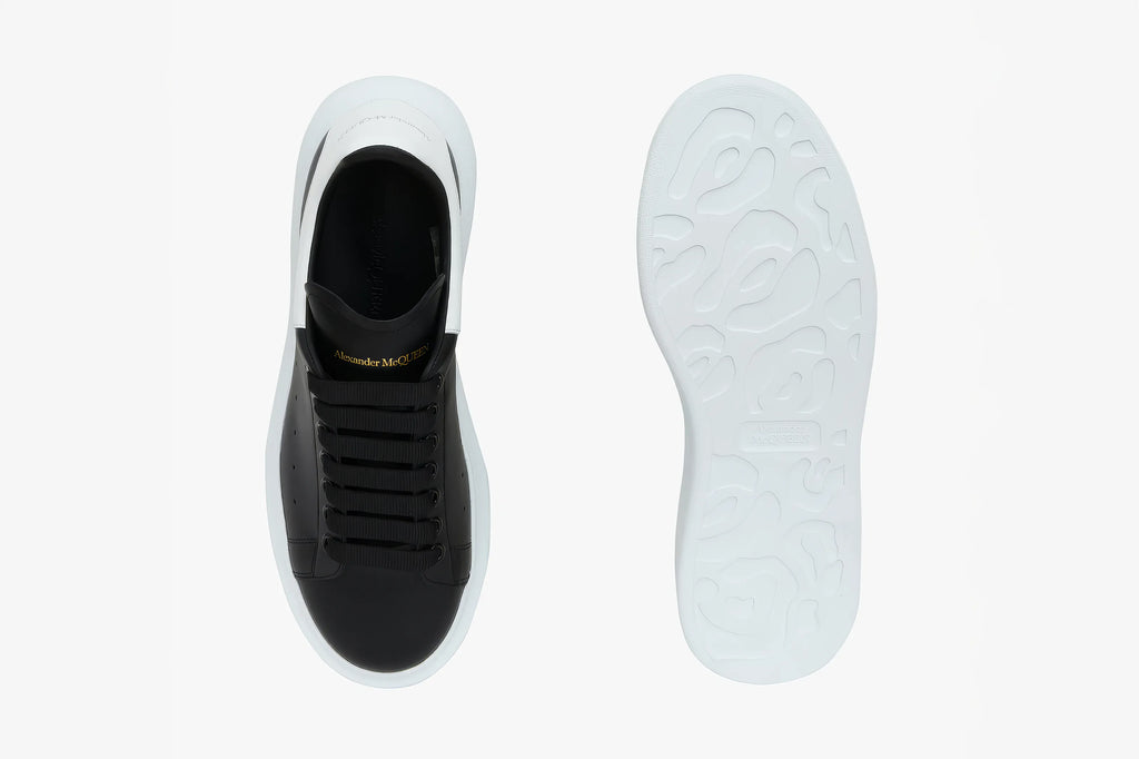 Alexander McQueen - Men's Oversized Sneaker in Black/White