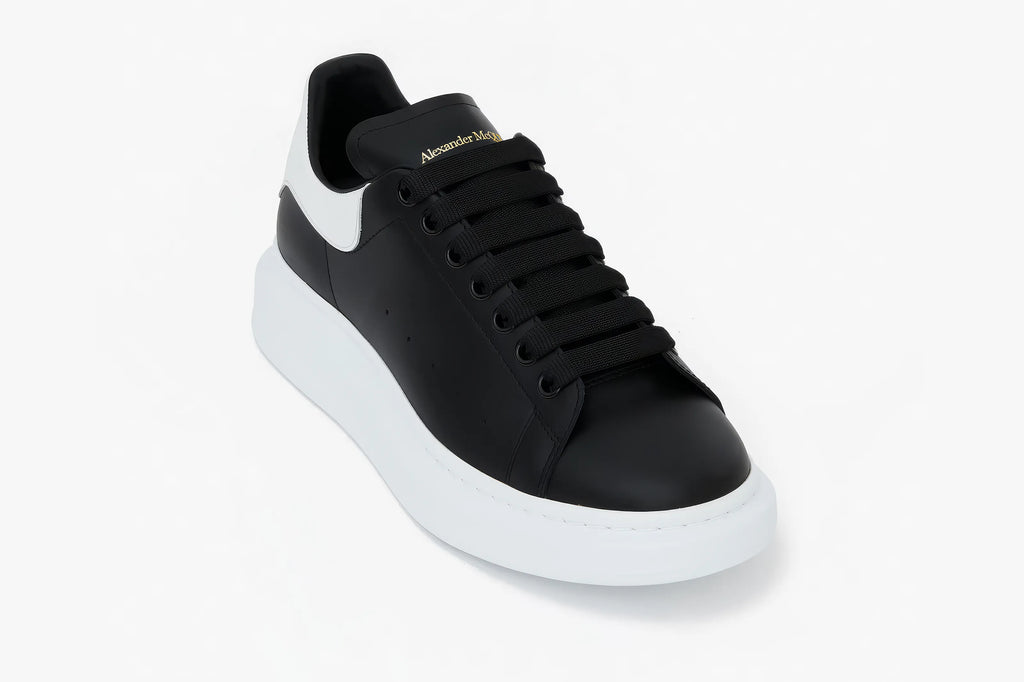 Alexander McQueen - Men's Oversized Sneaker in Black/White