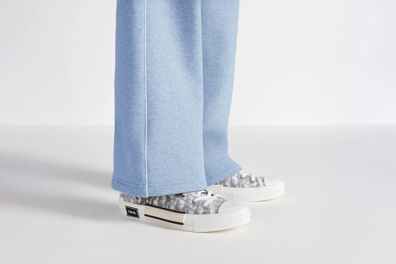 Dior B23 High-Top Sneaker - Dior Oblique Blanco y Negro