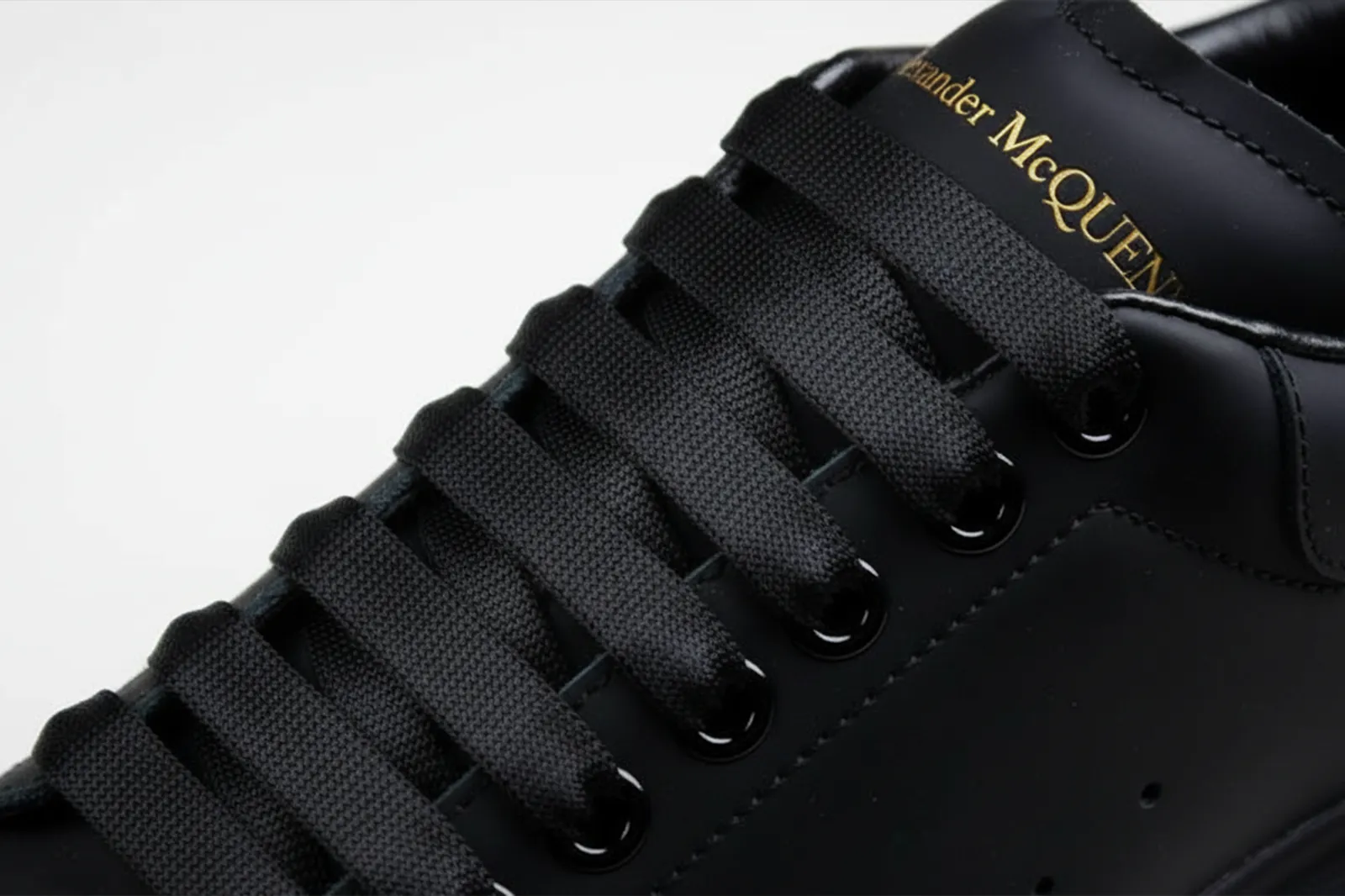 Alexander McQueen Oversized Sneaker - Triple Black